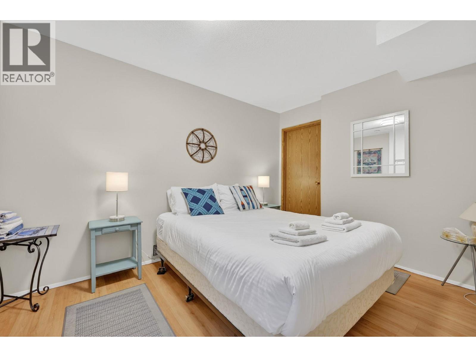 3050 Seclusion Bay Road Unit# 105