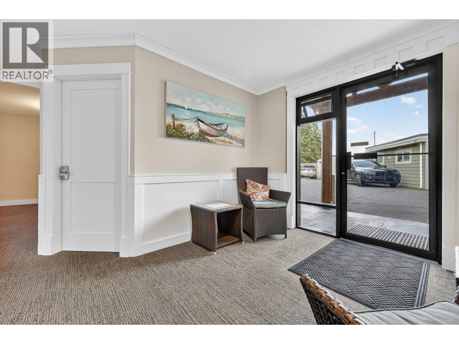 3050 Seclusion Bay Road Unit# 105