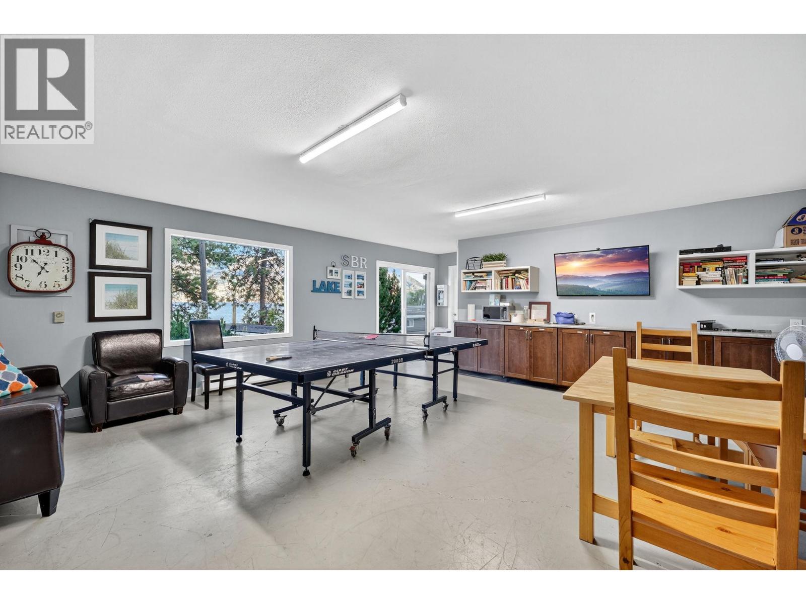 3050 Seclusion Bay Road Unit# 105