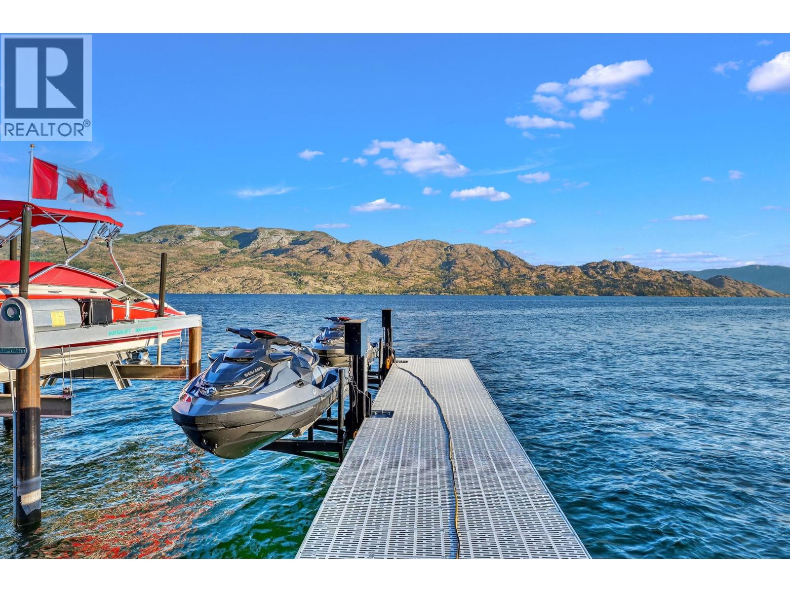 3050 Seclusion Bay Road Unit# 105