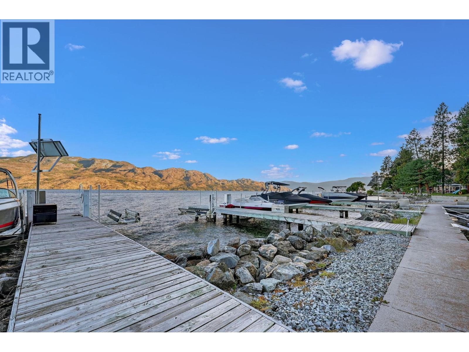 3050 Seclusion Bay Road Unit# 105