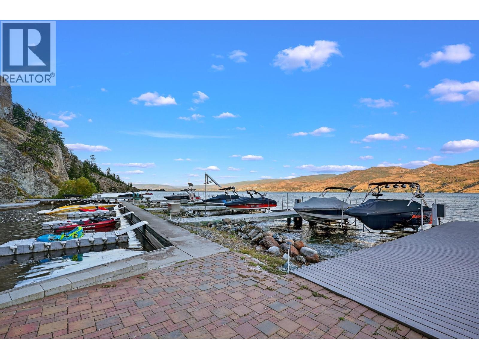 3050 Seclusion Bay Road Unit# 105