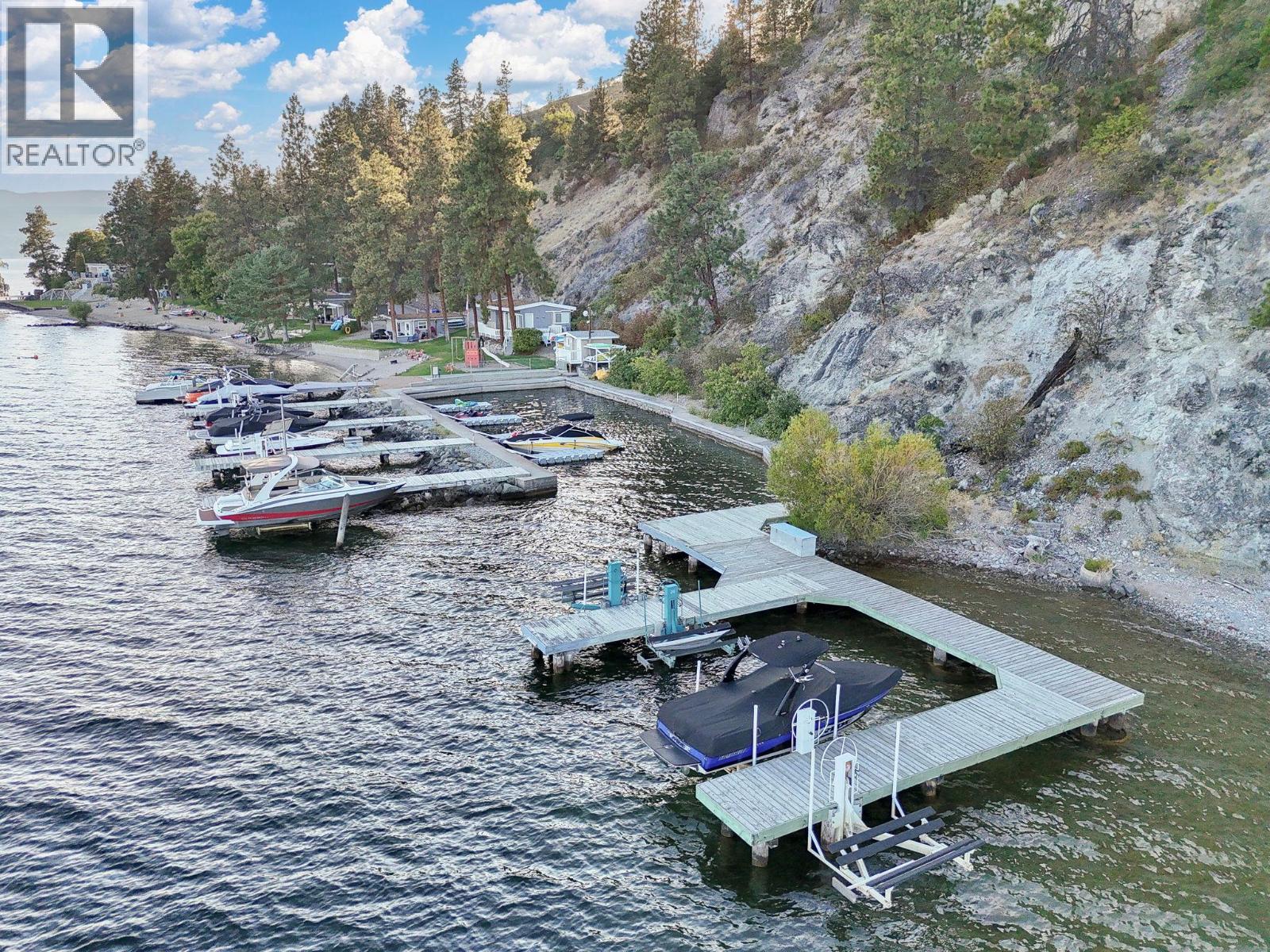 3050 Seclusion Bay Road Unit# 105