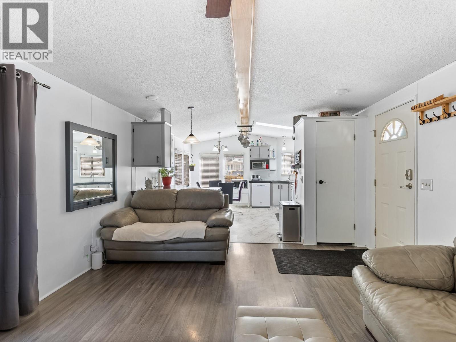 715 Beaver Lake Road Unit# 94