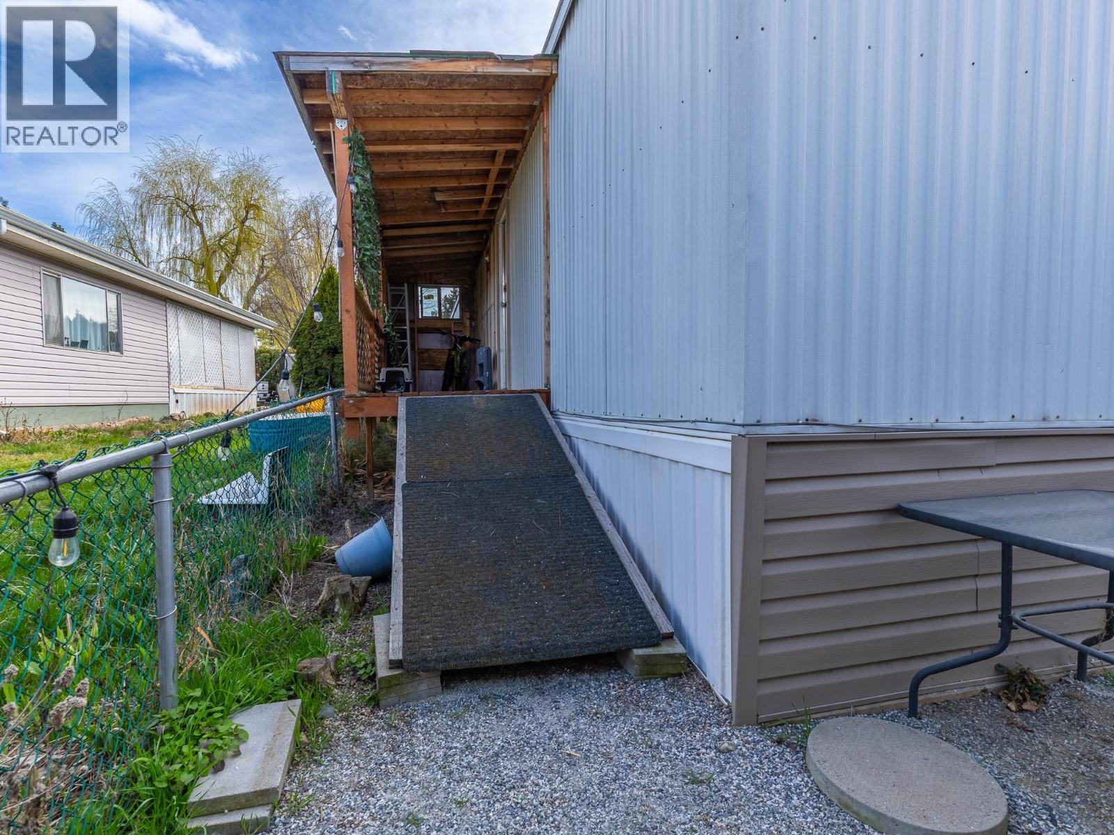 715 Beaver Lake Road Unit# 94