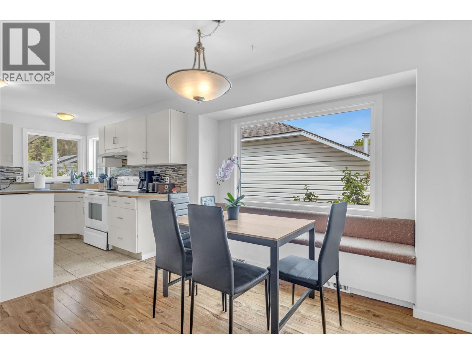 374 McTavish Crescent
