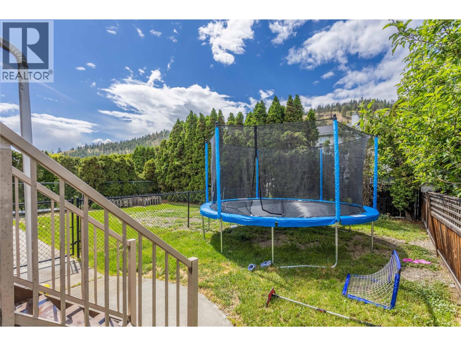 374 McTavish Crescent