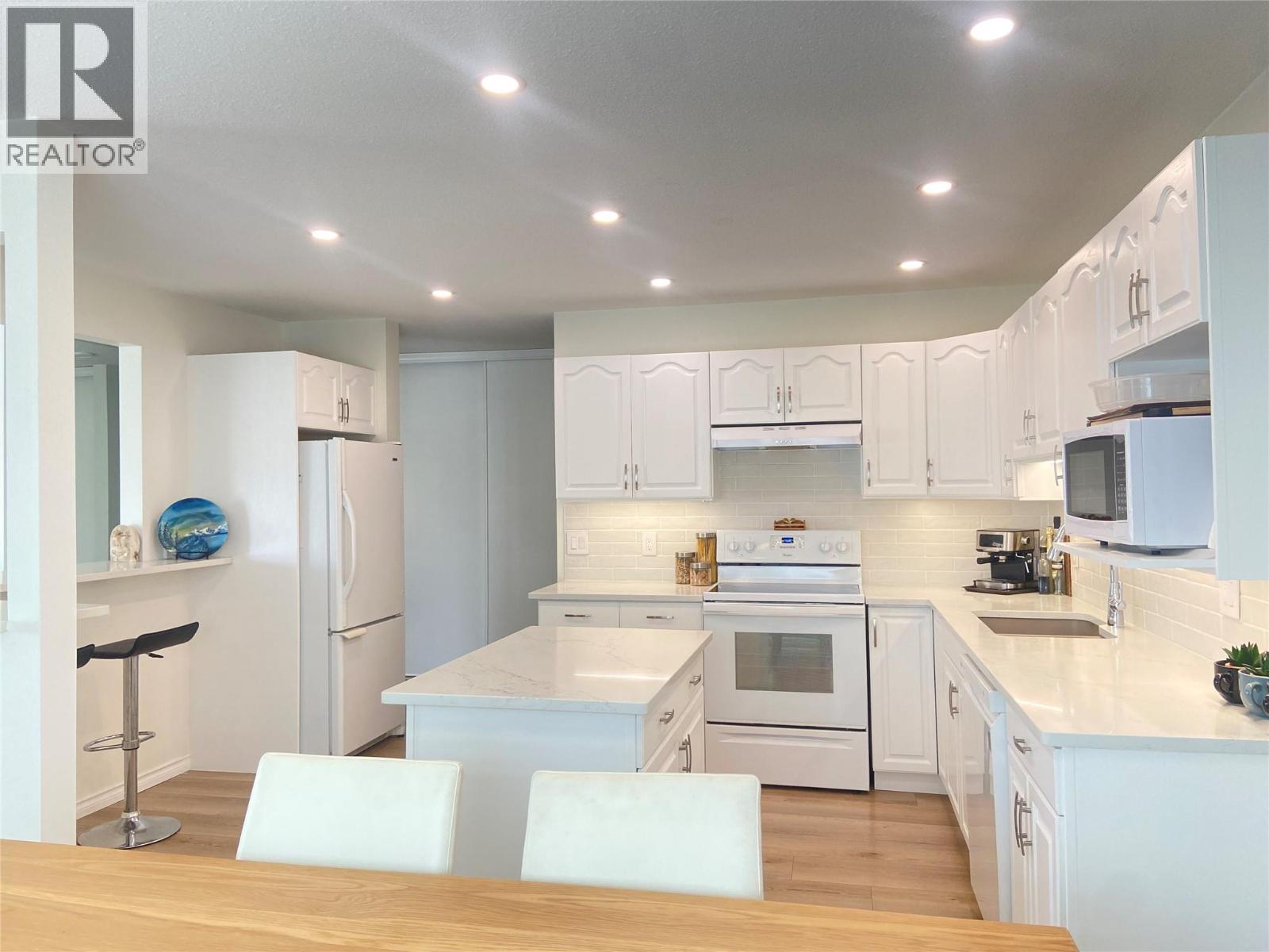1249 Pacific Avenue Unit# 211