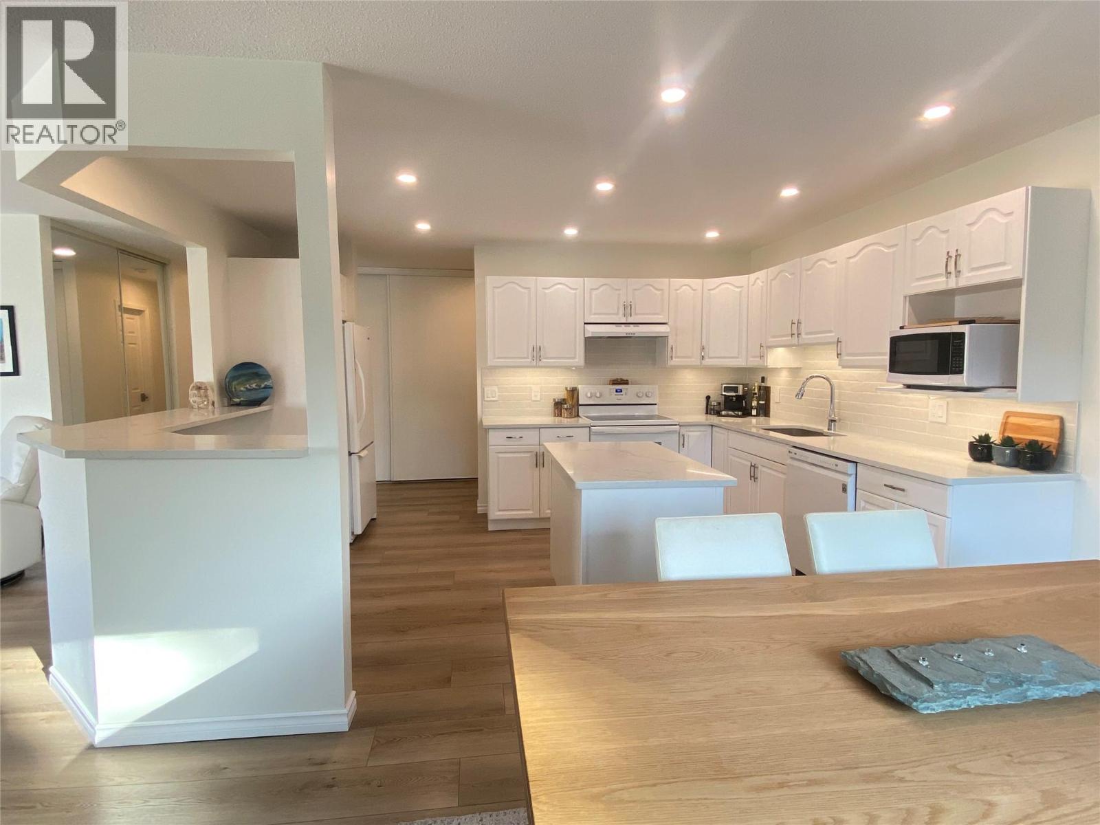 1249 Pacific Avenue Unit# 211