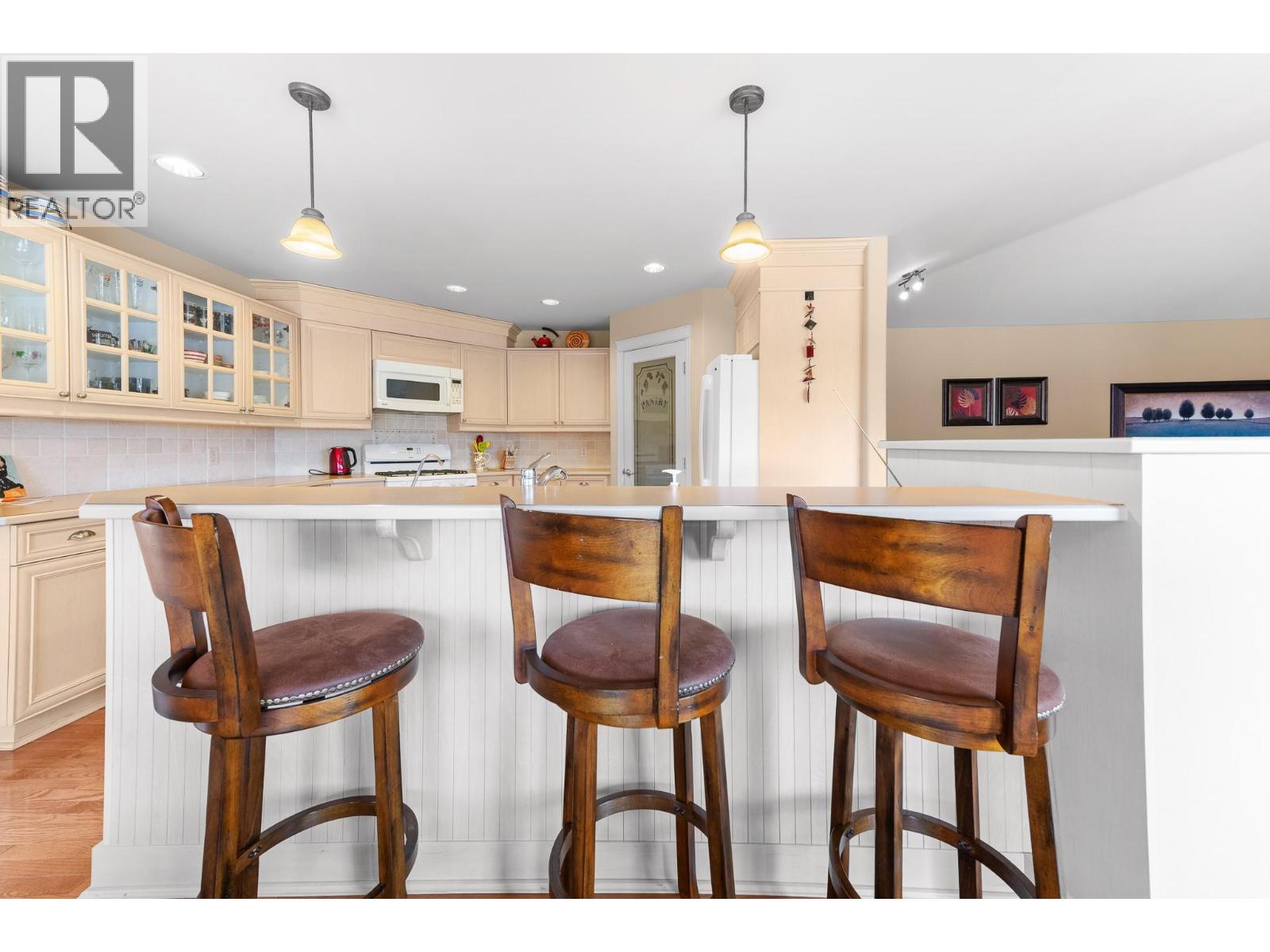 550 Glenmeadows Road Unit# 100