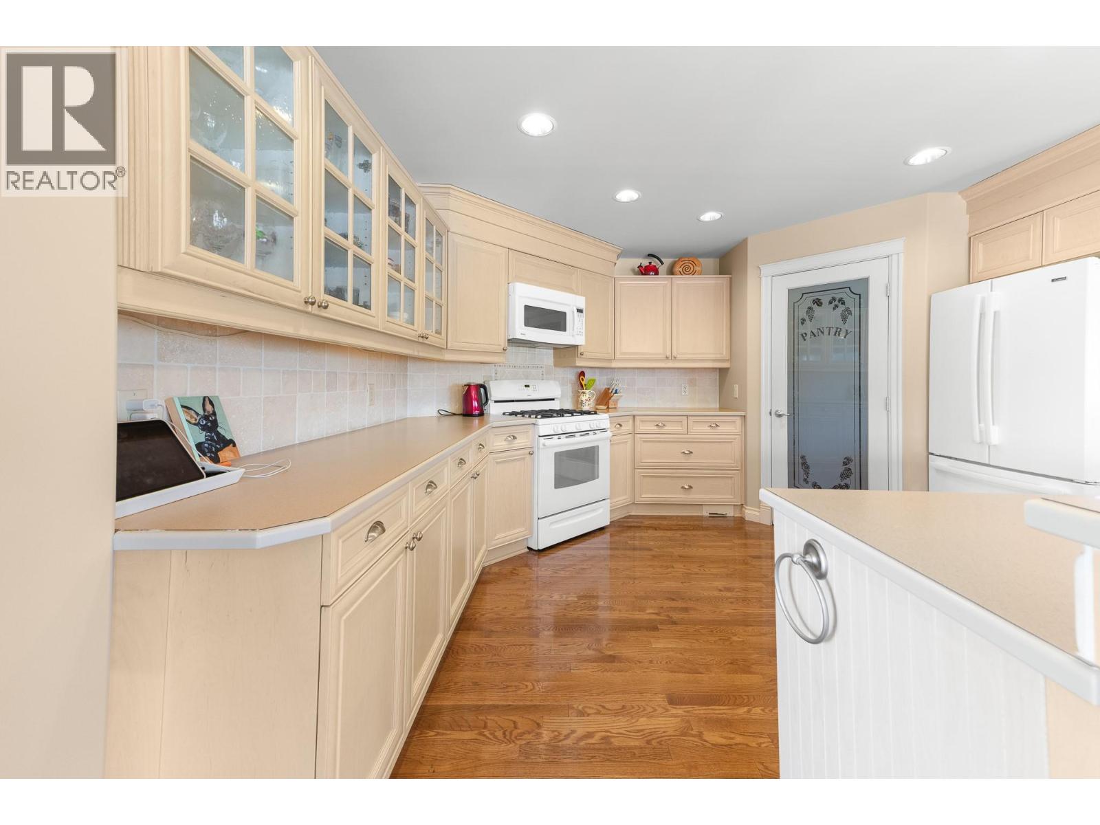 550 Glenmeadows Road Unit# 100