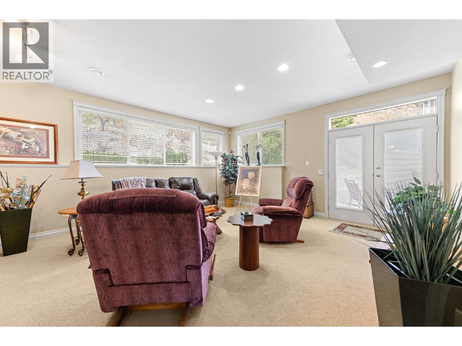 550 Glenmeadows Road Unit# 100