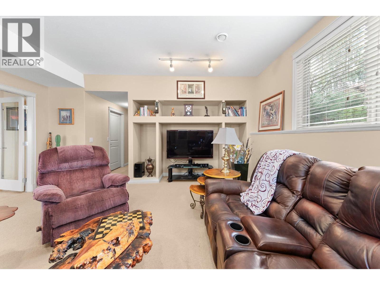 550 Glenmeadows Road Unit# 100