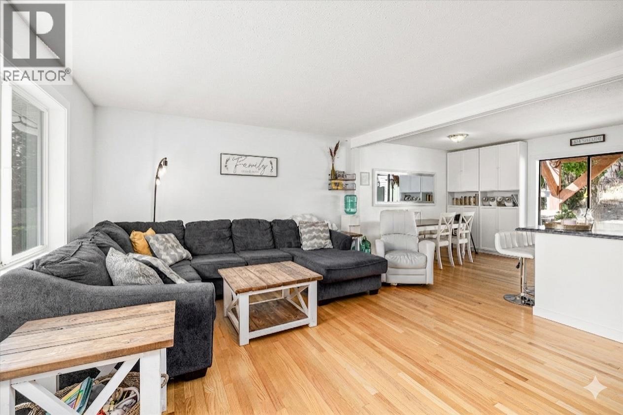 3530 Chives Place