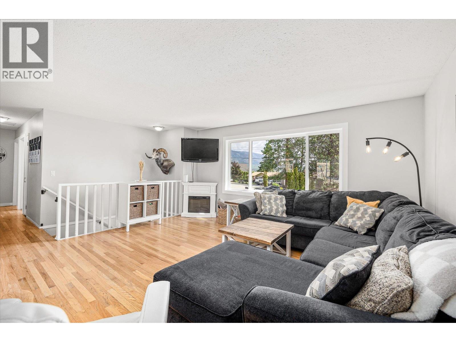 3530 Chives Place