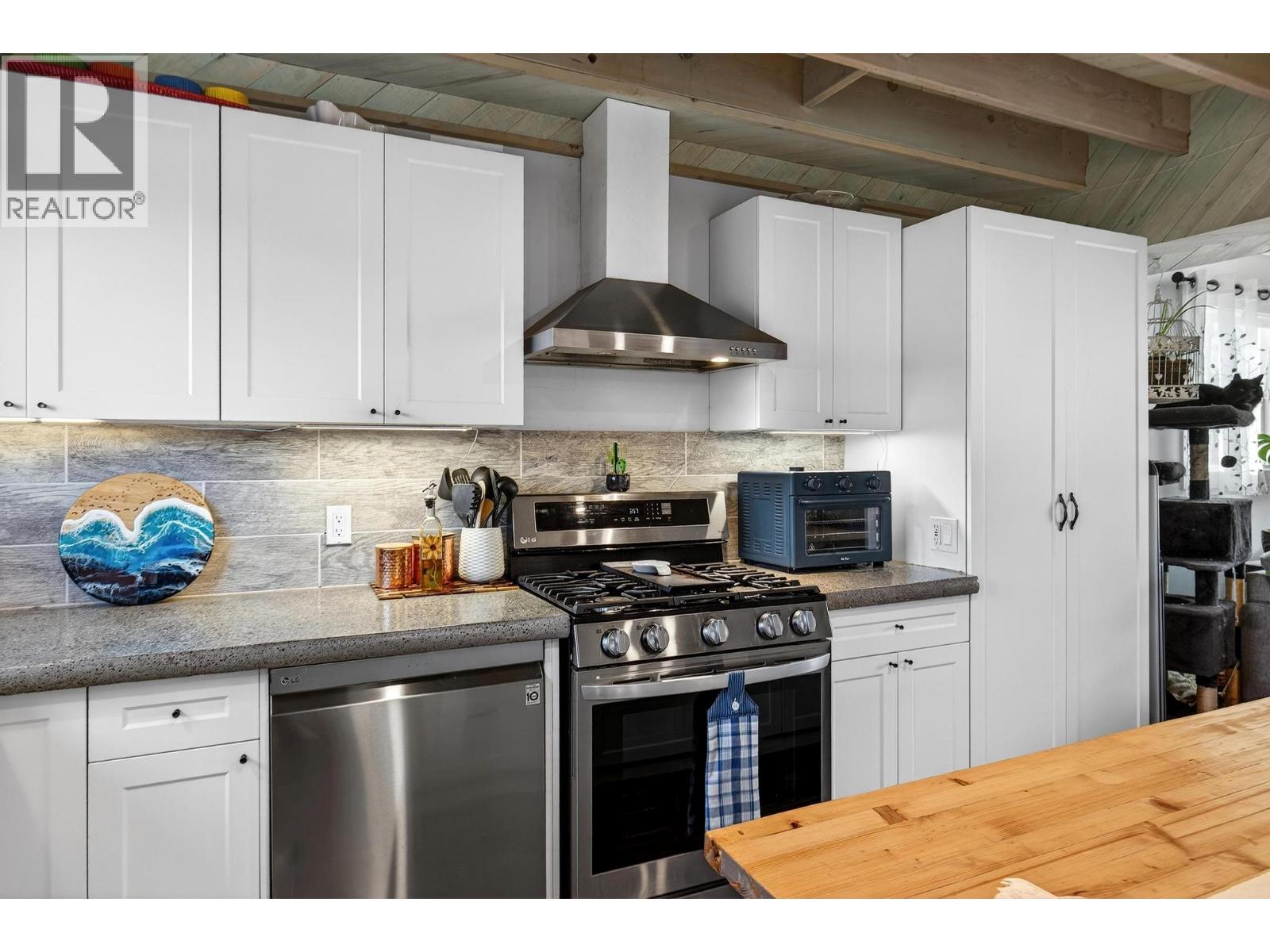 170 Davie Road Unit# 4