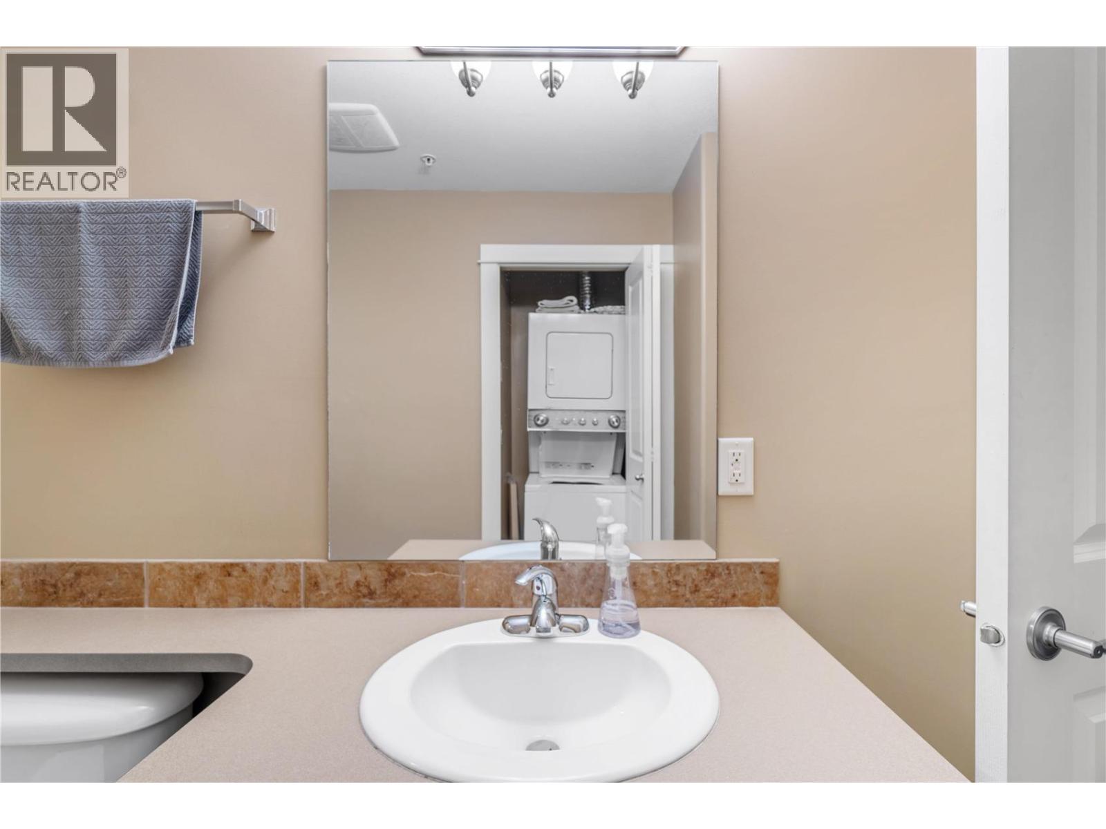 2551 Shoreline Drive Unit# 223