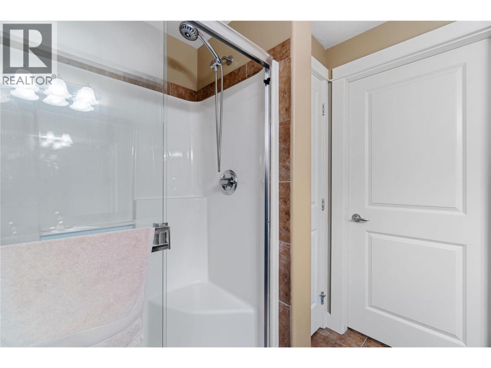 2551 Shoreline Drive Unit# 223