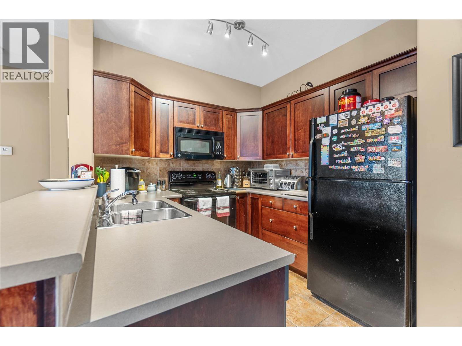 2551 Shoreline Drive Unit# 223
