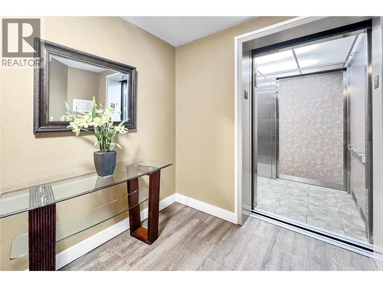 2551 Shoreline Drive Unit# 223