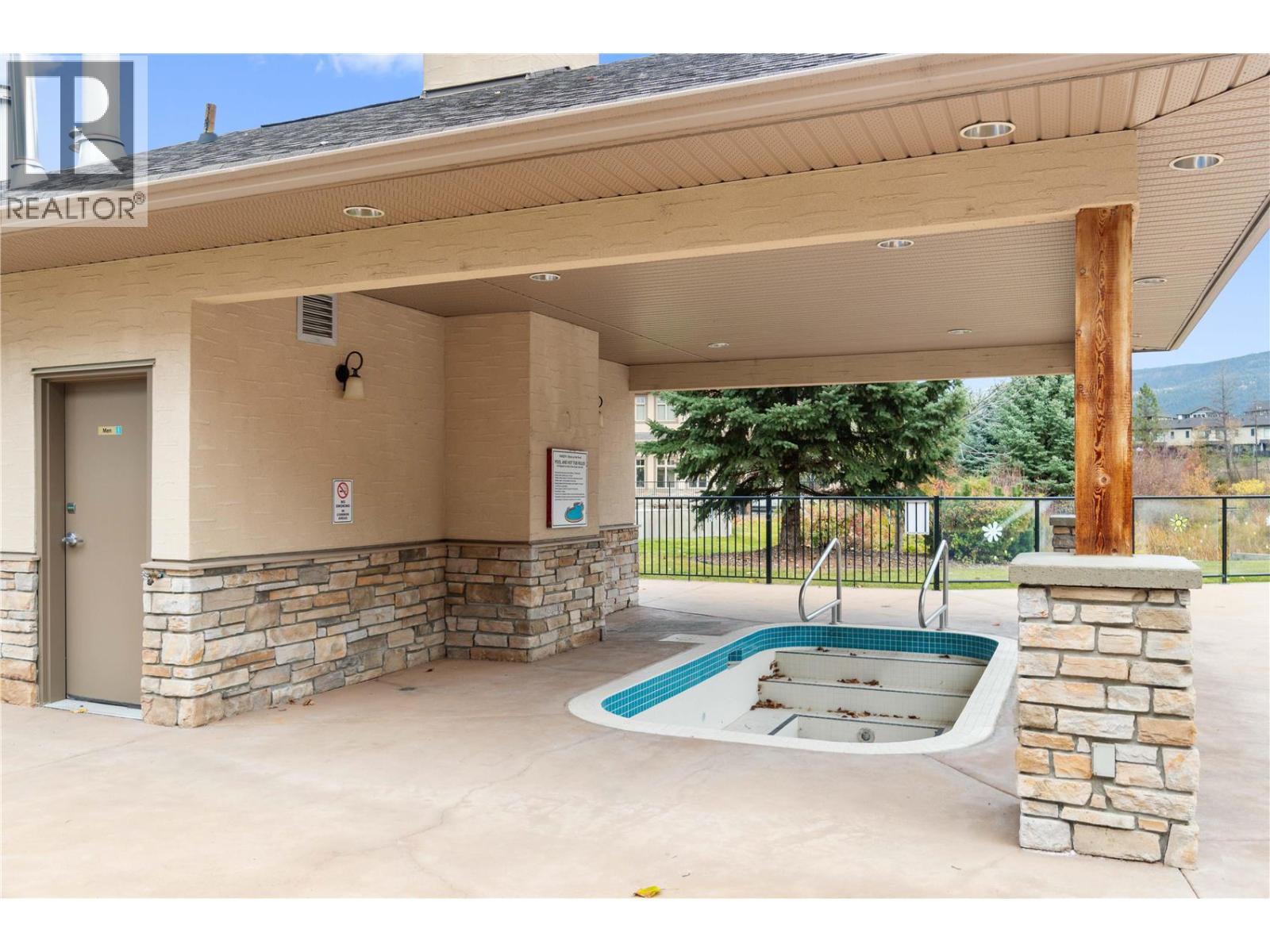 2551 Shoreline Drive Unit# 223