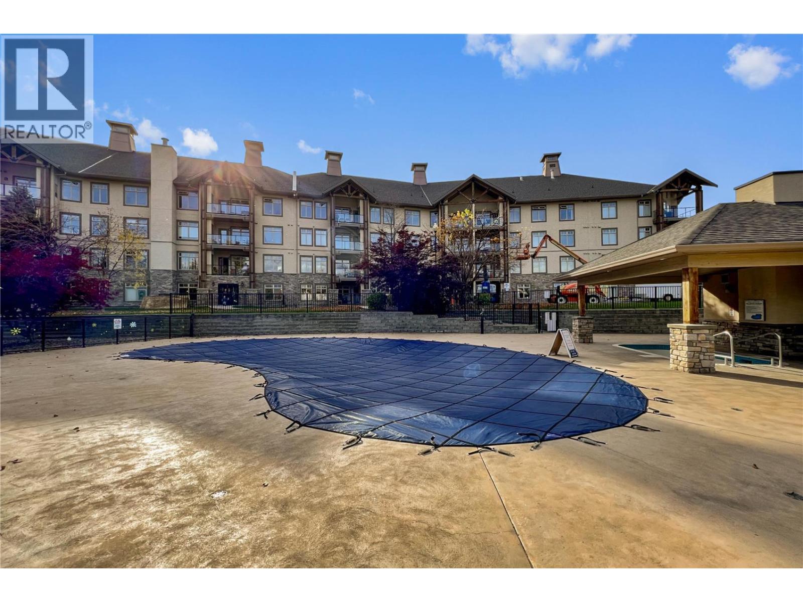 2551 Shoreline Drive Unit# 223