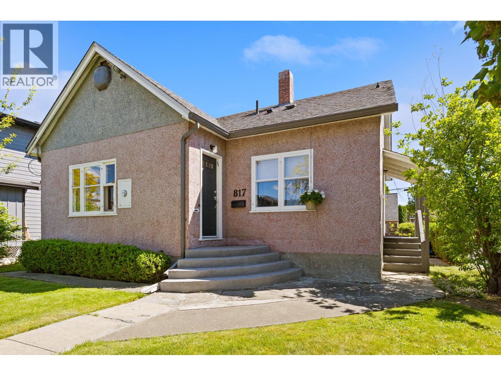 817 Fuller Avenue
