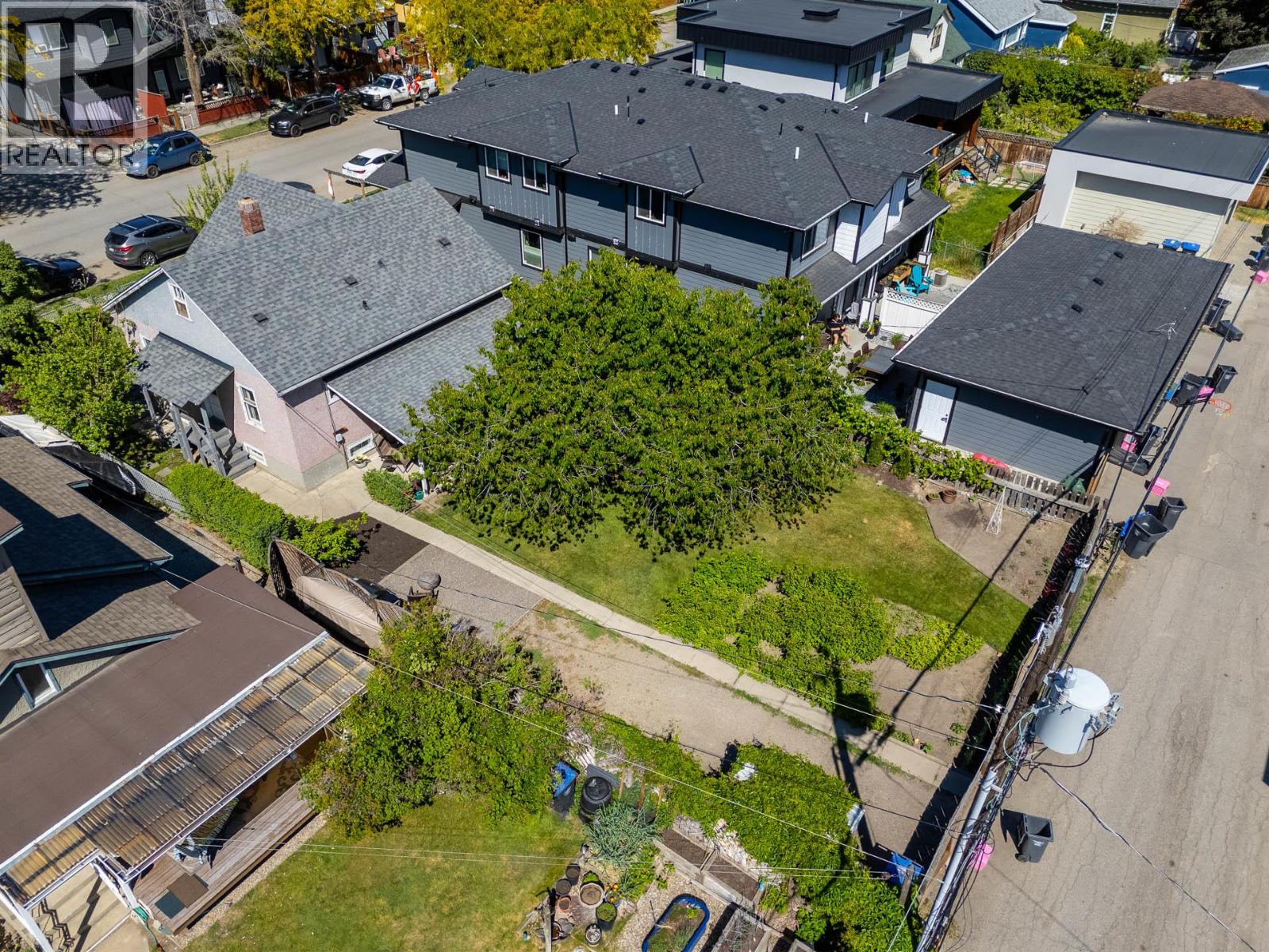 817 Fuller Avenue