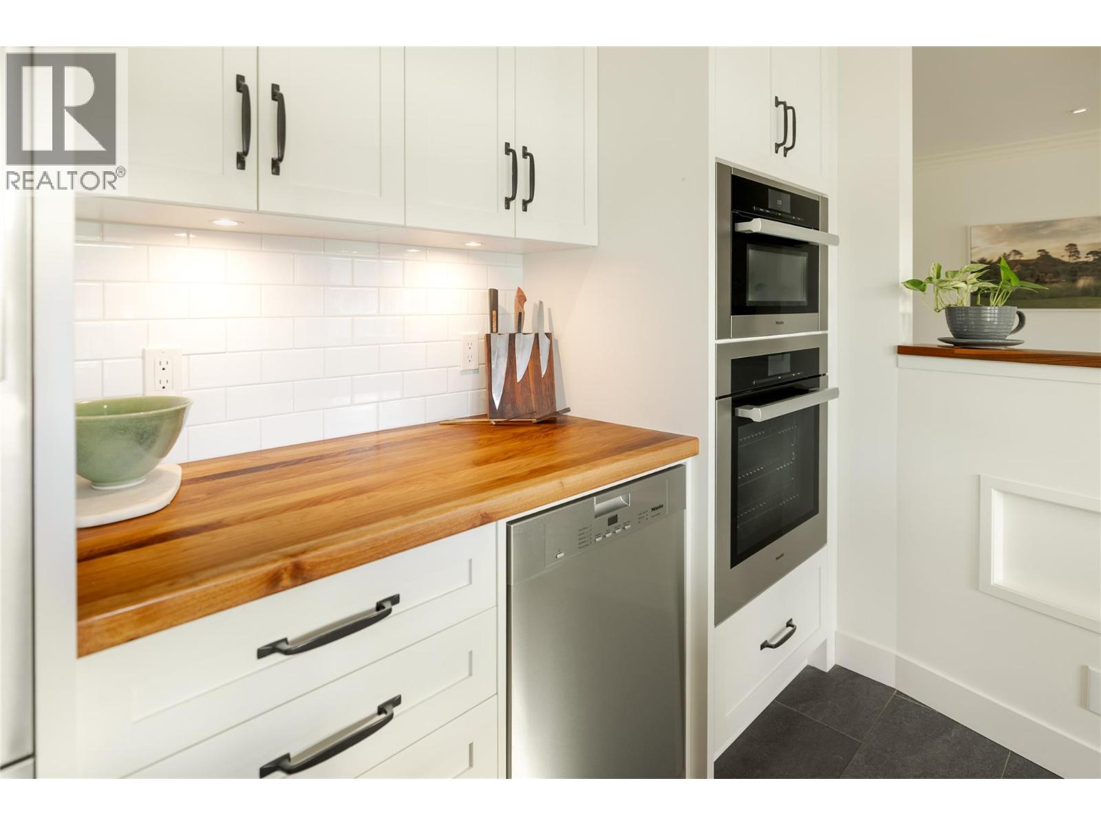2901 Abbott Street Unit# 116