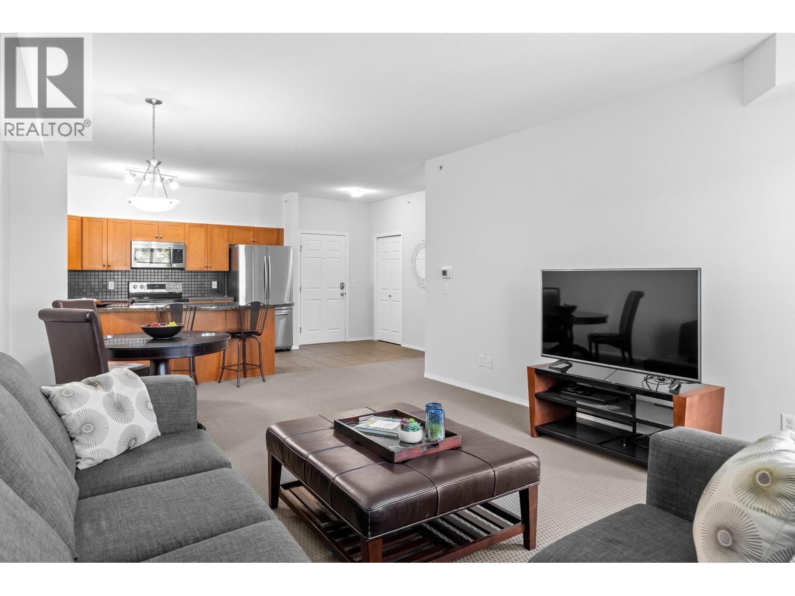 1873 Country Club Drive Unit# 2514