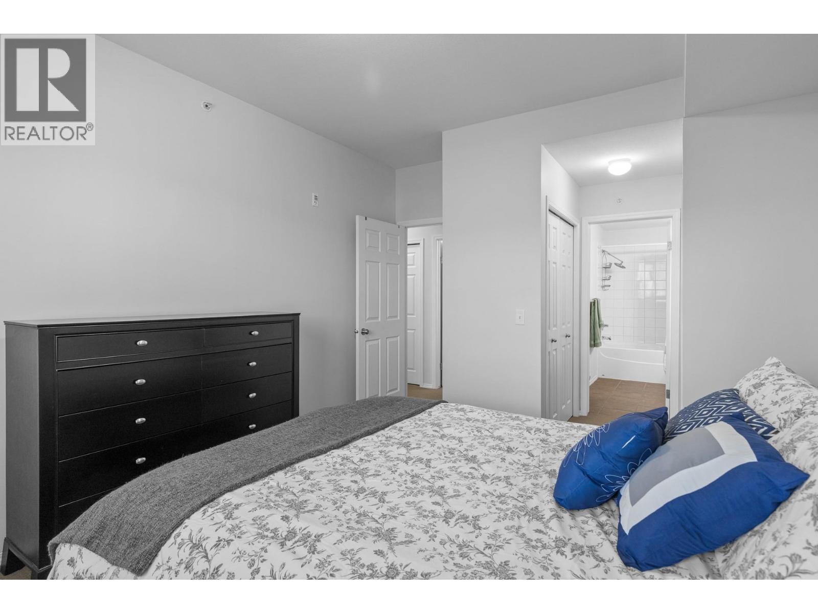 1873 Country Club Drive Unit# 2514