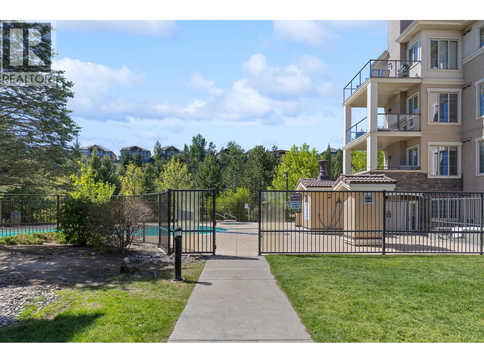 1873 Country Club Drive Unit# 2514
