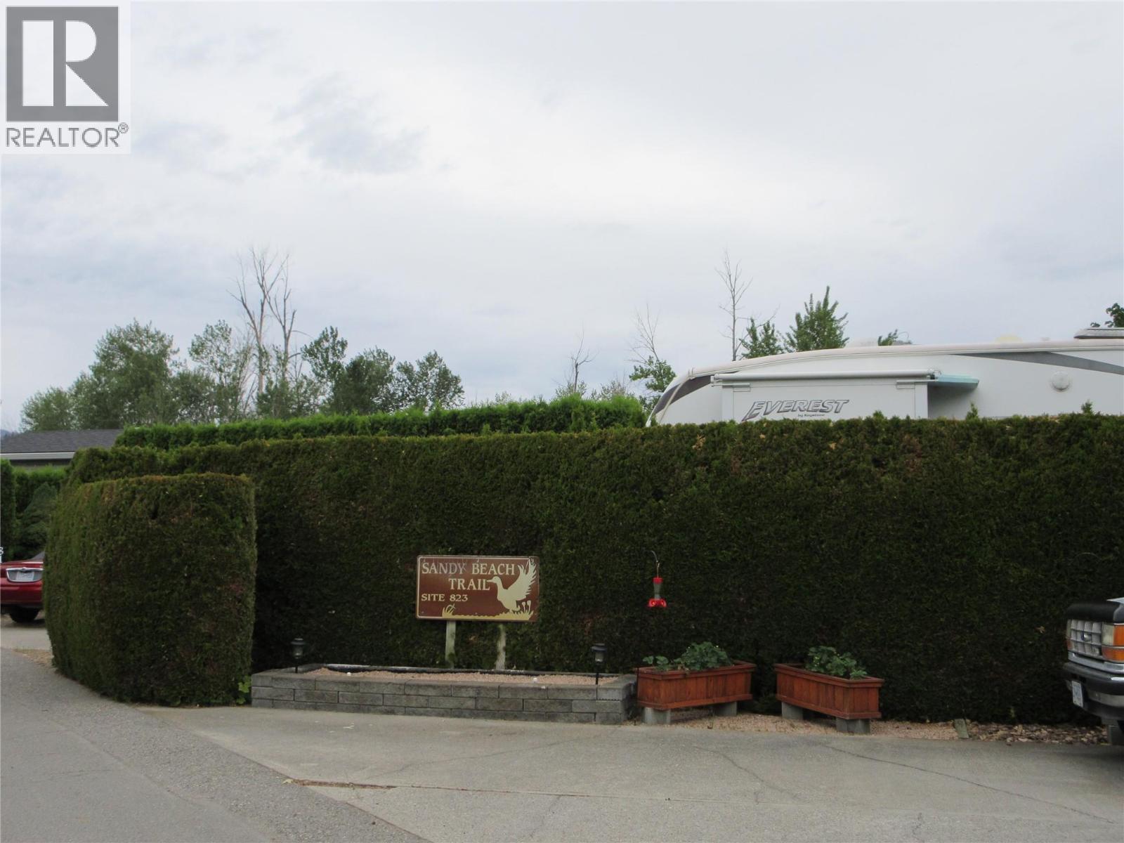 415 Commonwealth Road Unit# 823