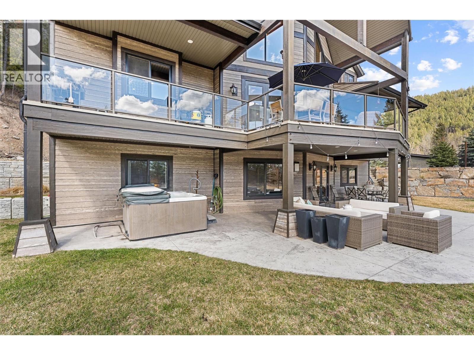 1898 Cardinal Creek Road