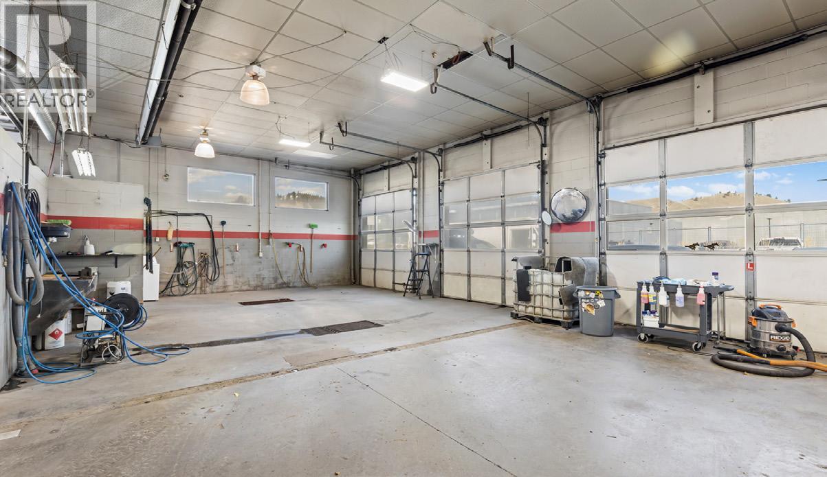 1200 Leathead Road