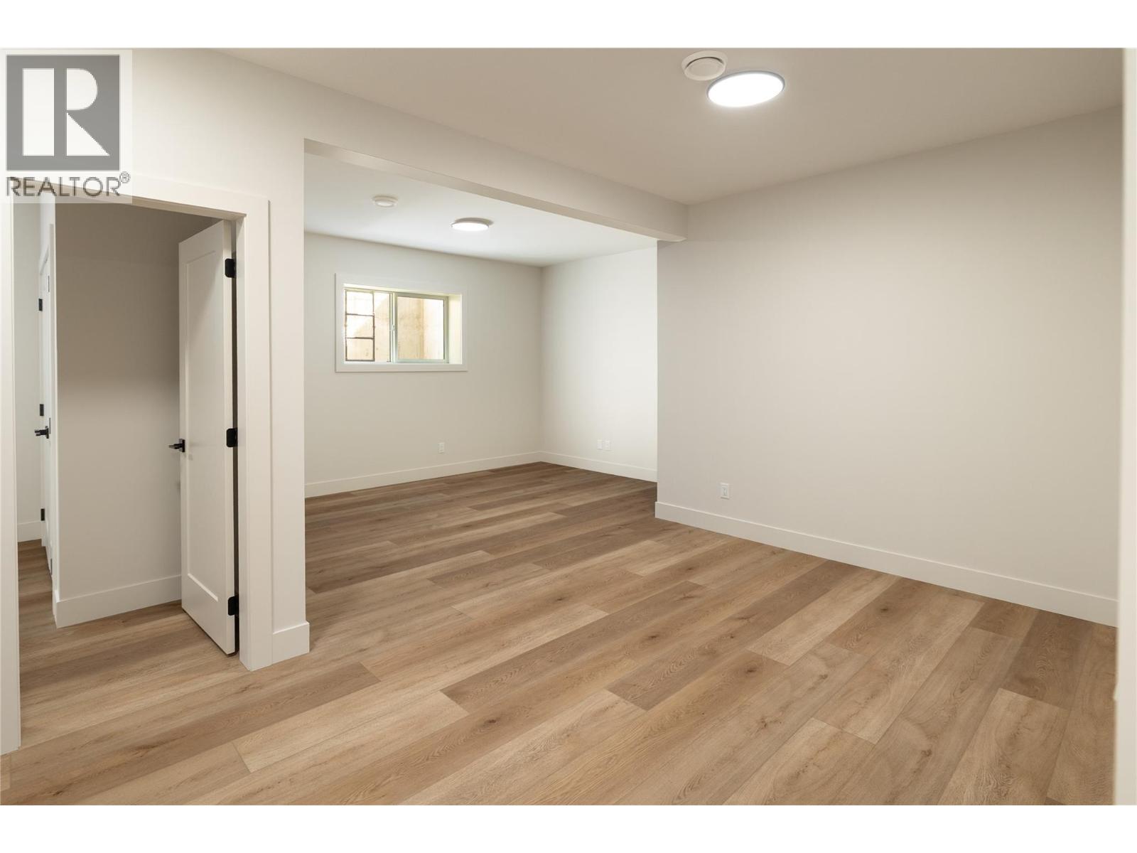 2125 Montenegro Drive