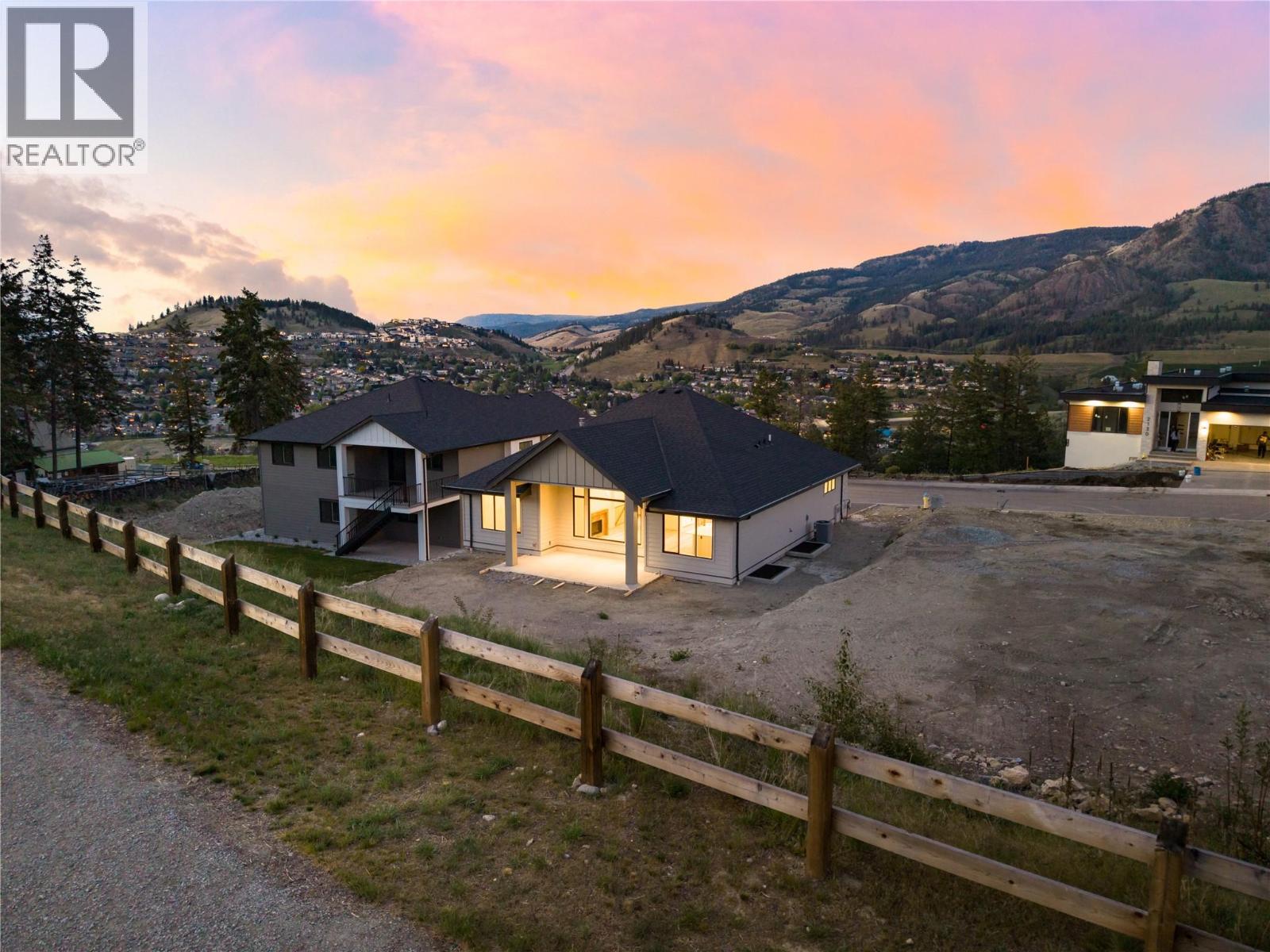 2125 Montenegro Drive