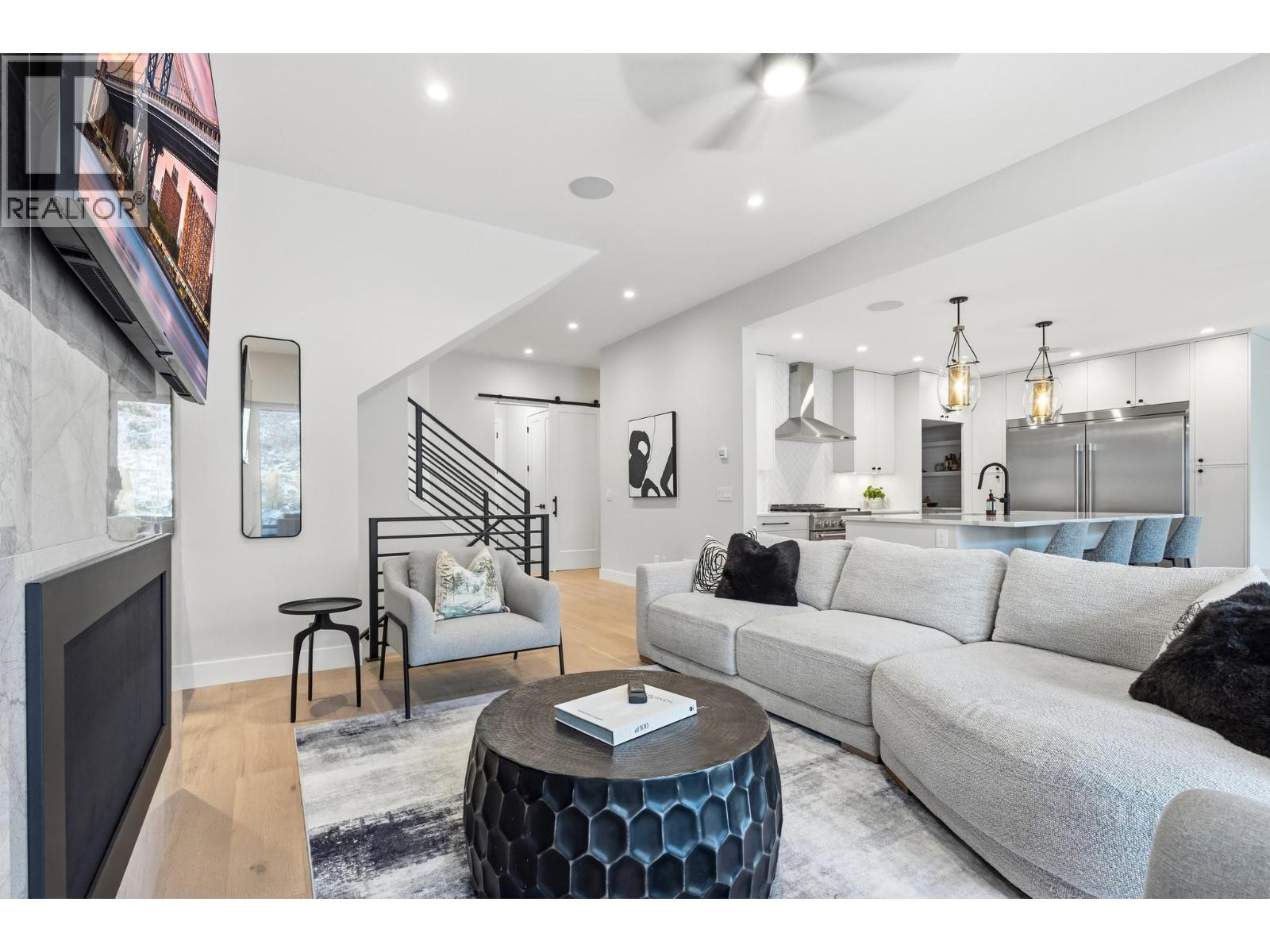 451 Vision Court