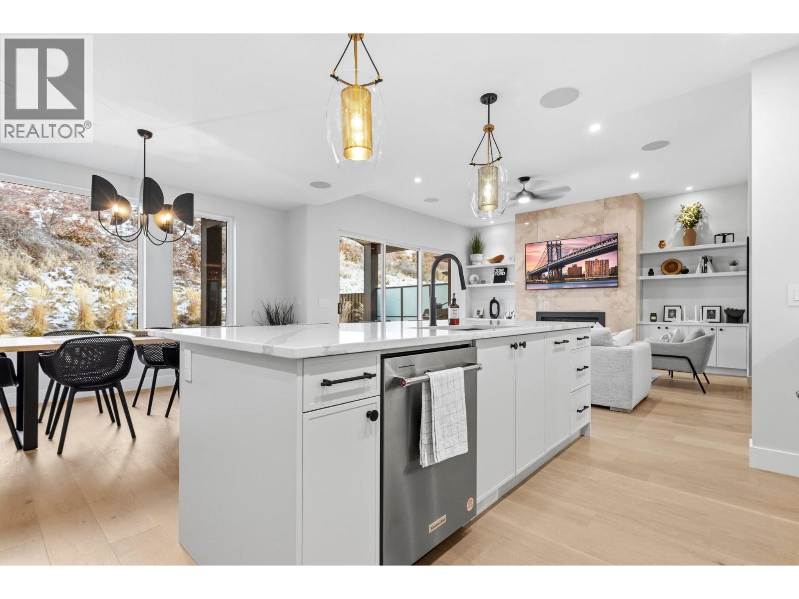 451 Vision Court