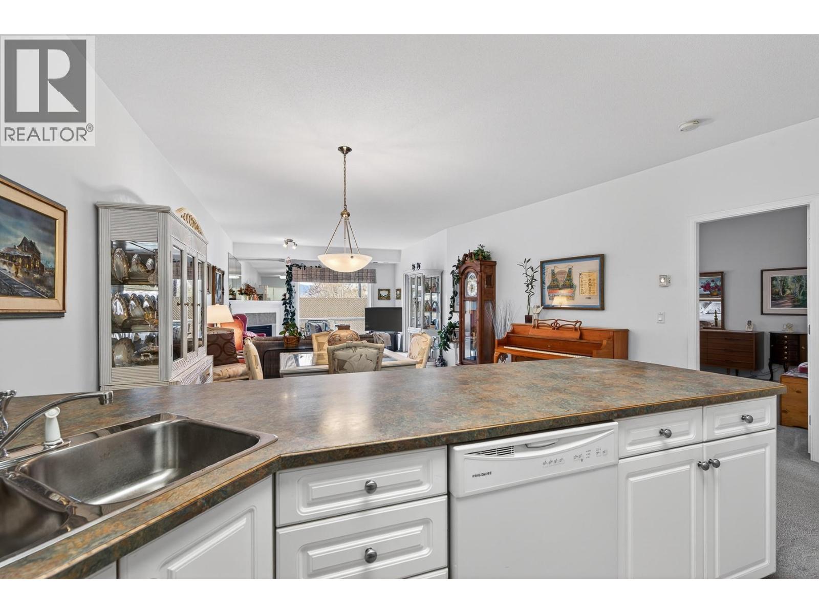 2300 Benvoulin Road Unit# 105