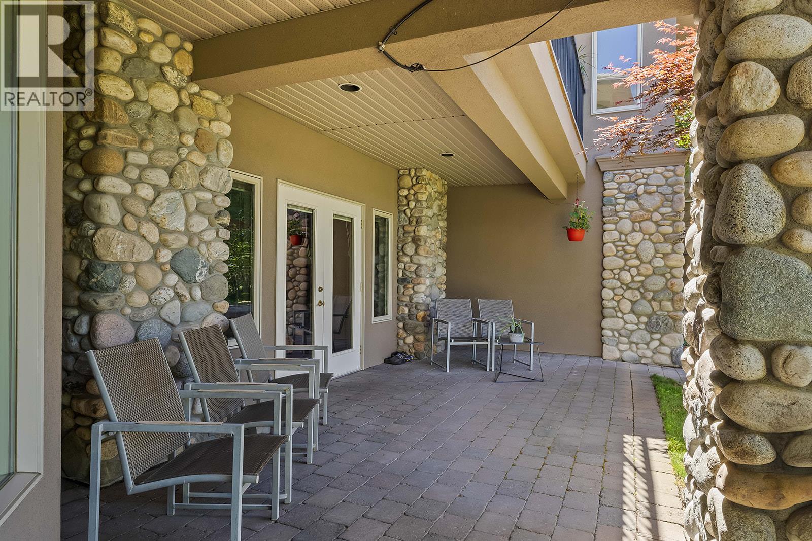 324 Phoebe Court