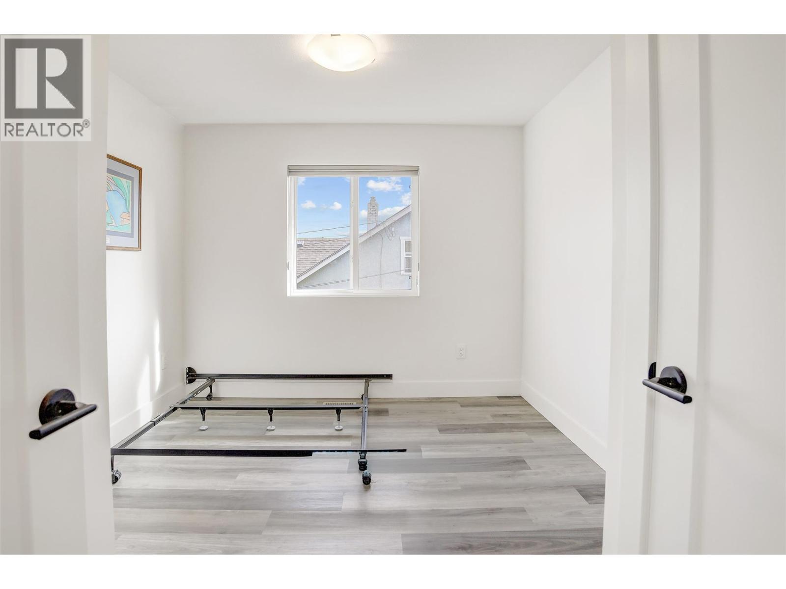 852 Stockwell Avenue Unit# 2