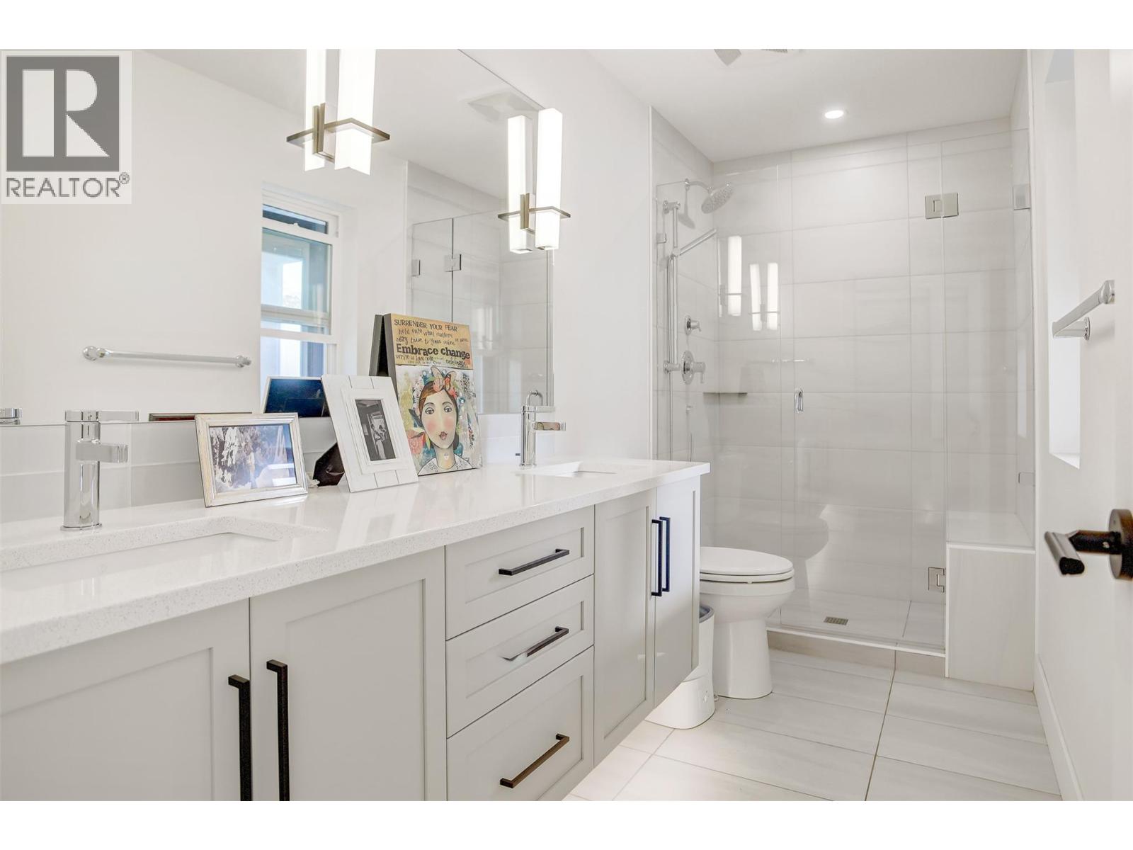 852 Stockwell Avenue Unit# 2