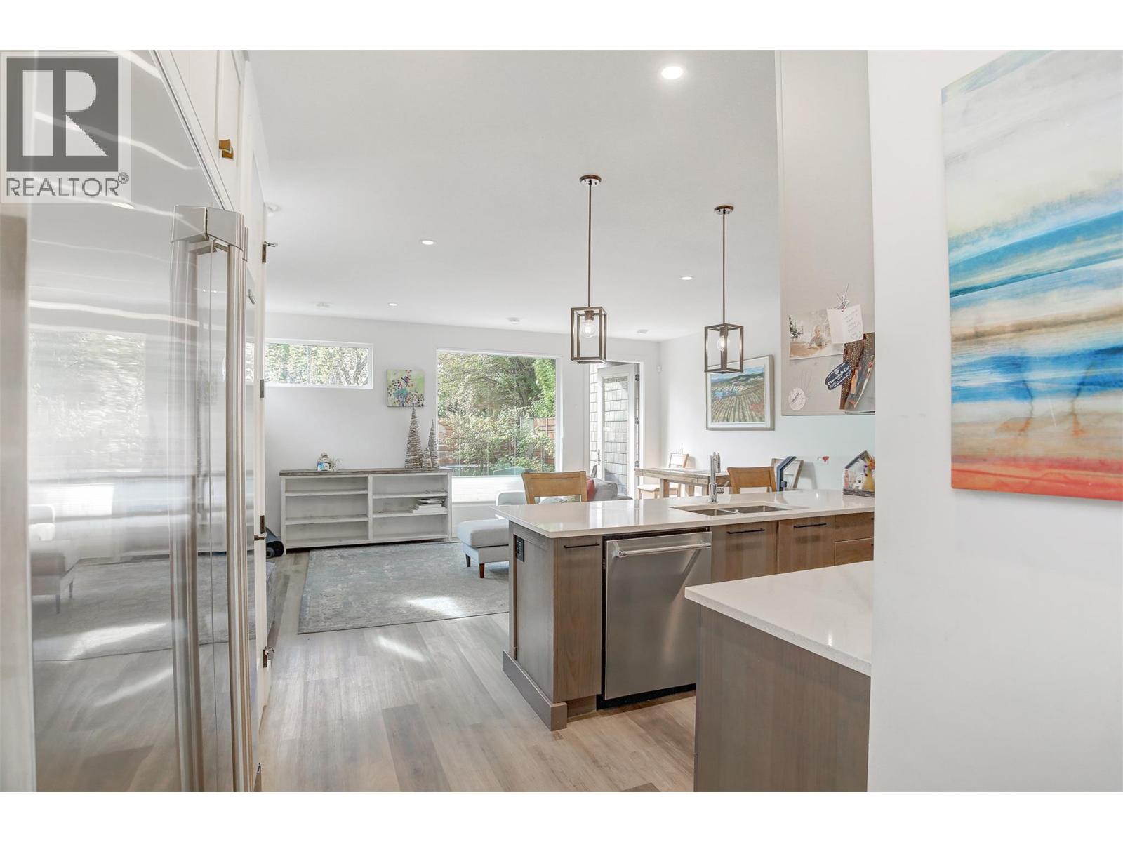 852 Stockwell Avenue Unit# 2