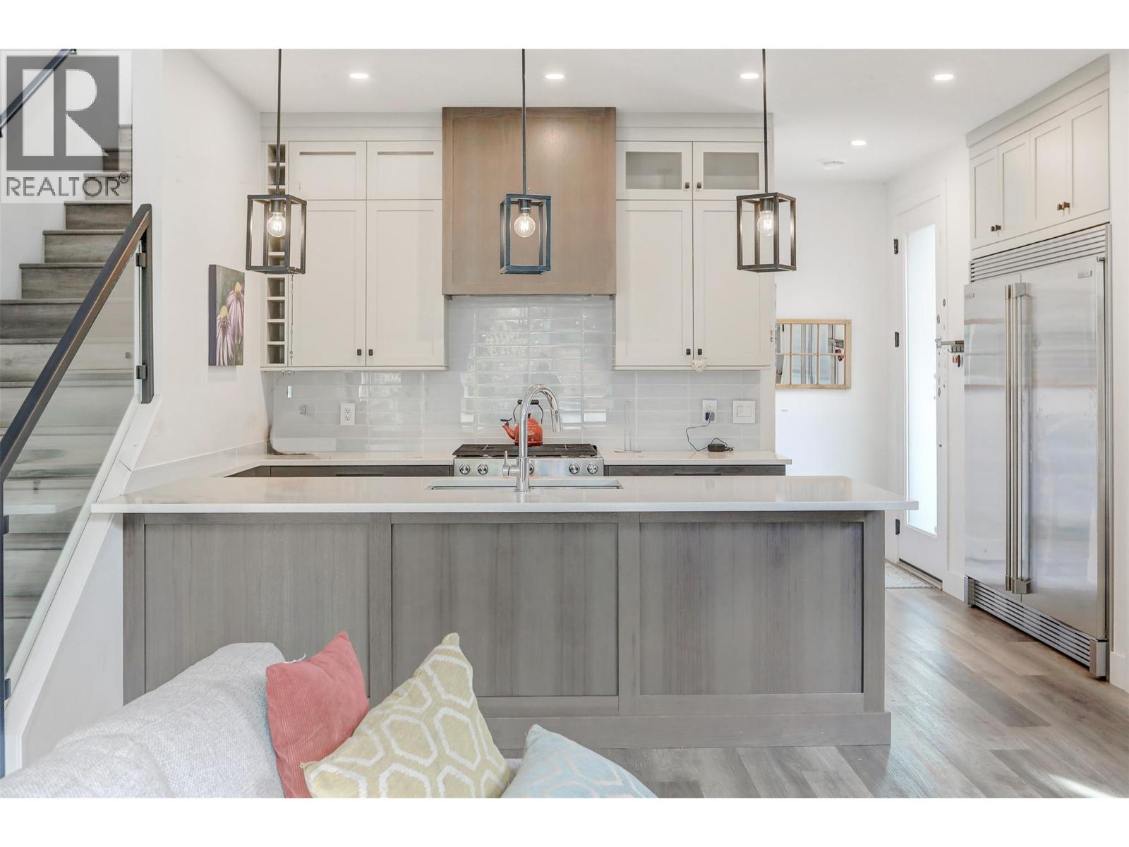 852 Stockwell Avenue Unit# 2