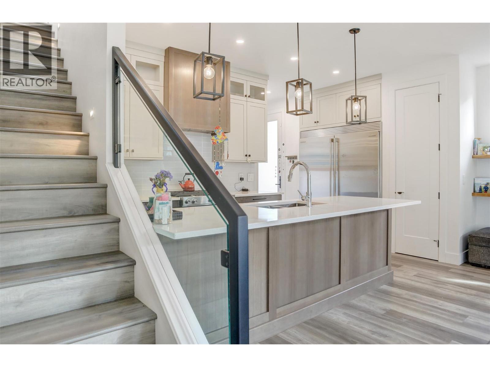852 Stockwell Avenue Unit# 2