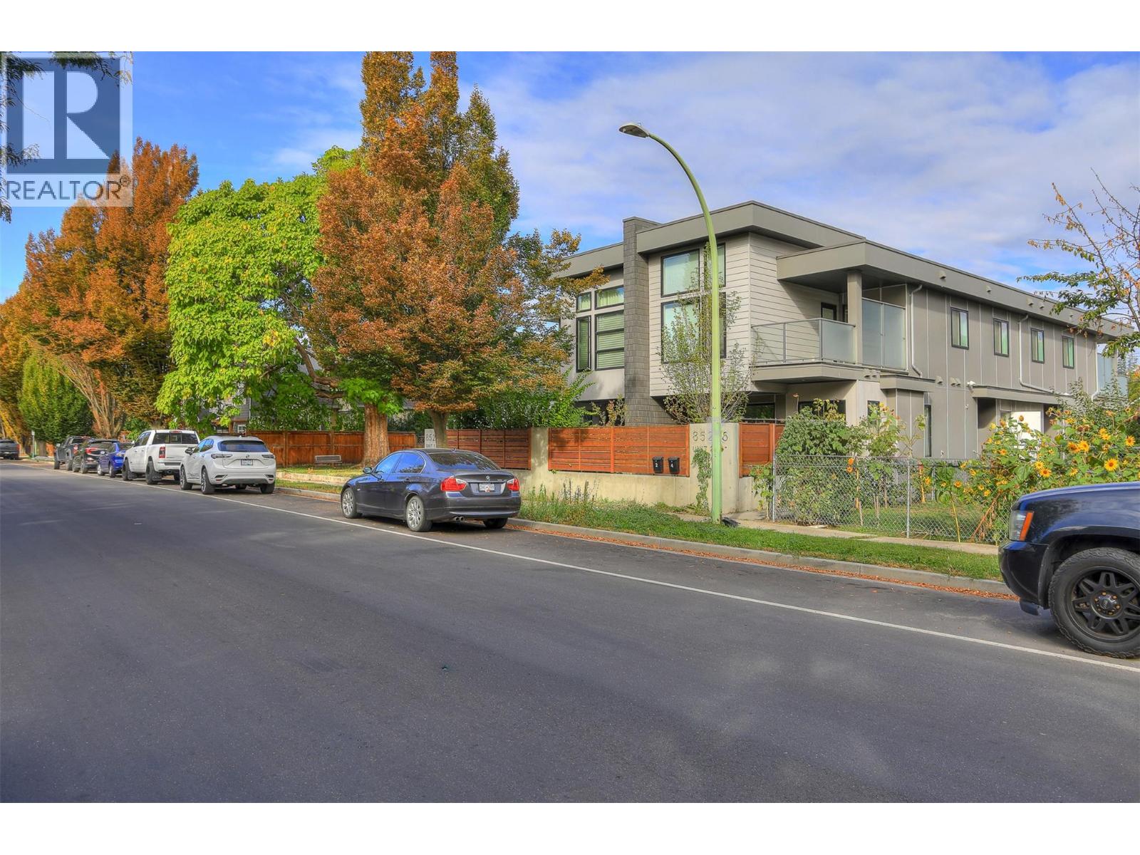 852 Stockwell Avenue Unit# 2