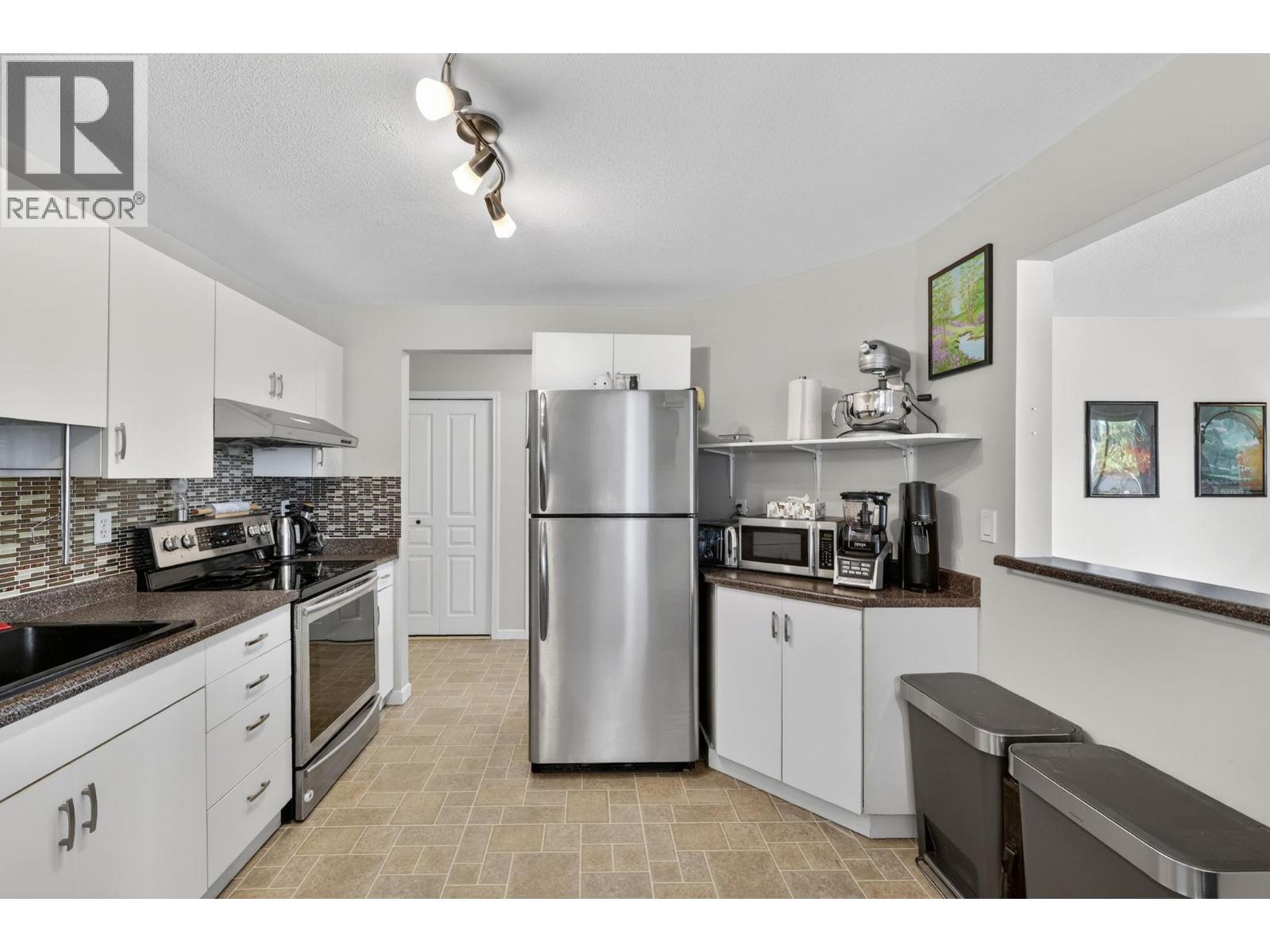727 Houghton Road Unit# 112