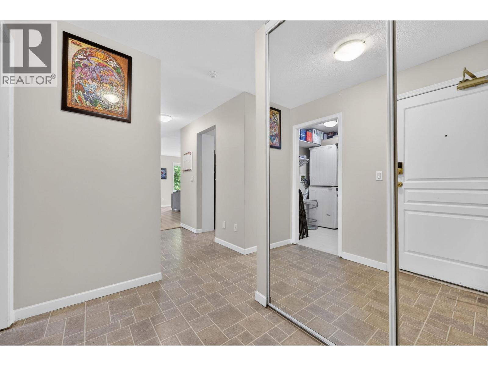 727 Houghton Road Unit# 112