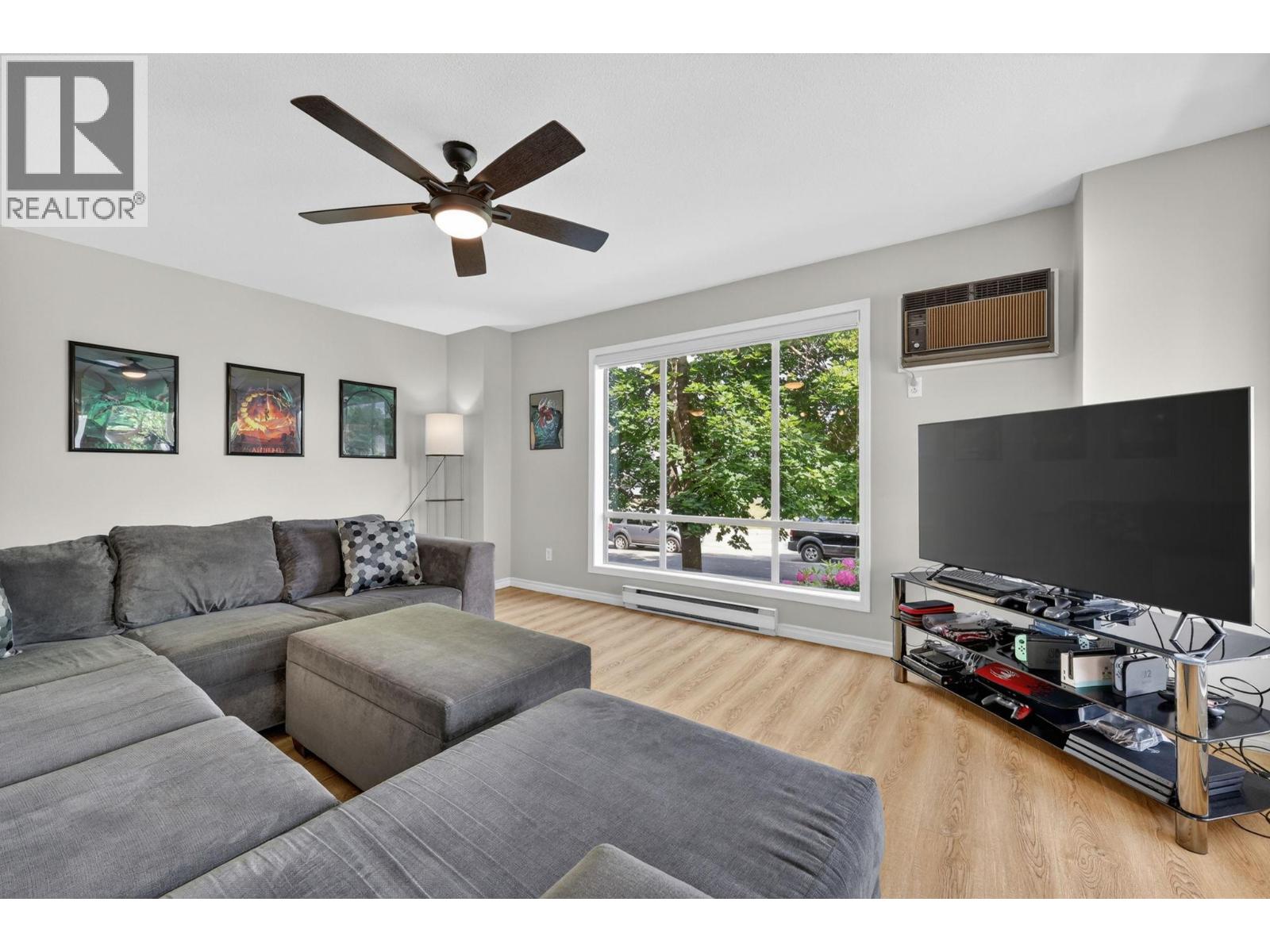 727 Houghton Road Unit# 112